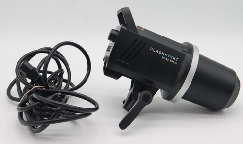 Flashpoint blaz 300 studio - blaz, r2